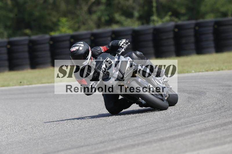 /45 10.08.2025 Plüss Moto Sport ADR/Einsteiger/575